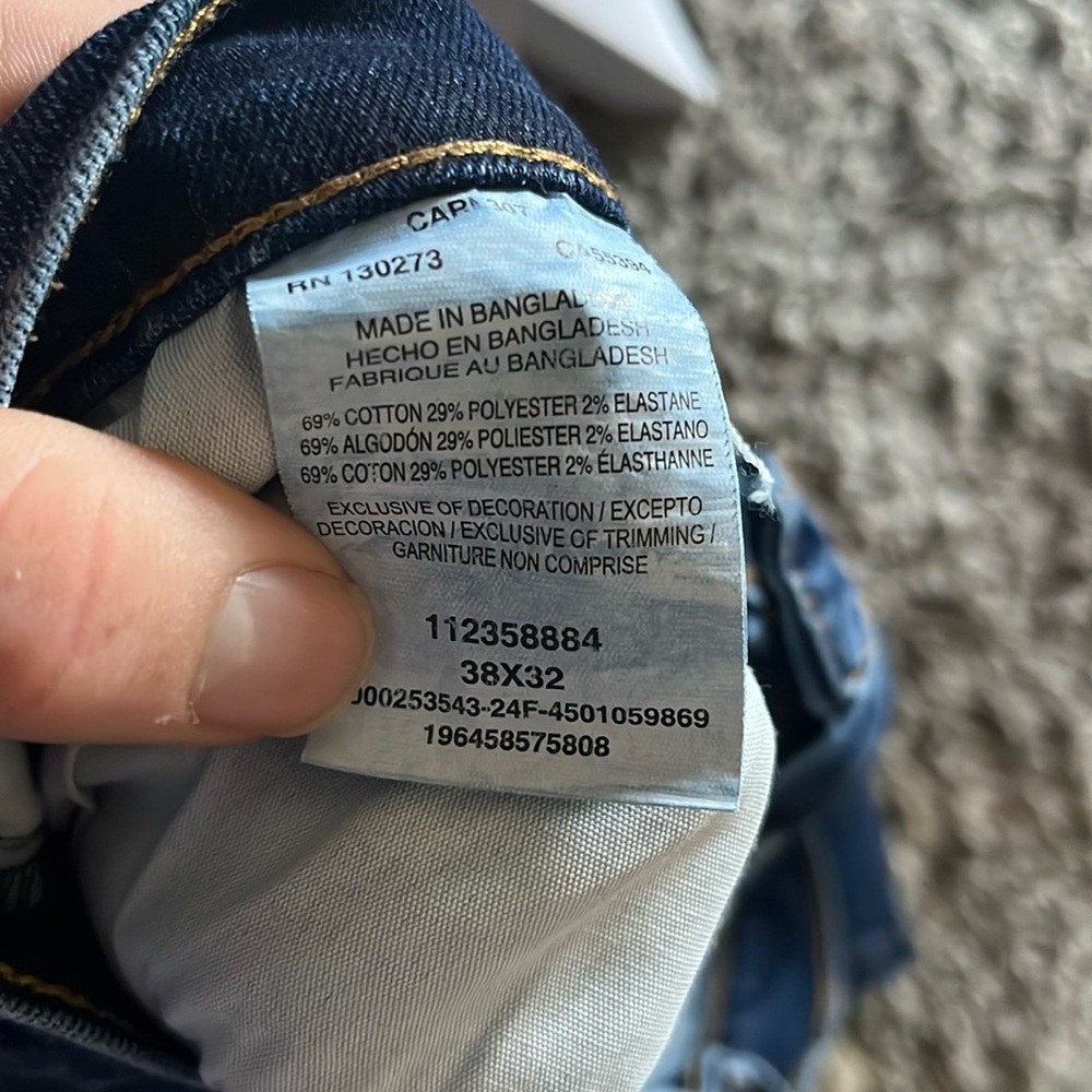 Men’s wrangler jeans size 38x32